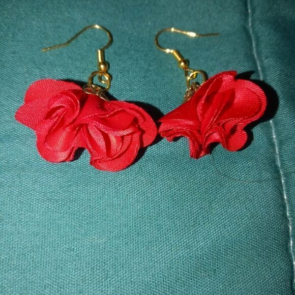 Valentines Earring bundle of 2 - Picture 2 of 6